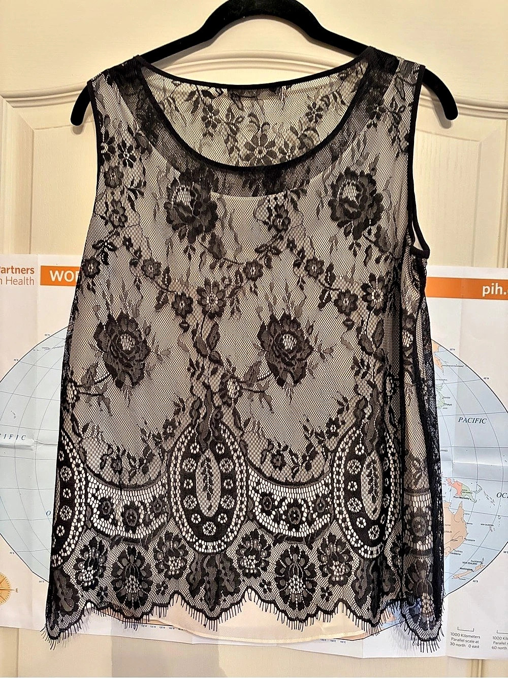 BOBSTORE NWOT 100% Silk Sheer Black Lace Overlay Tank Small